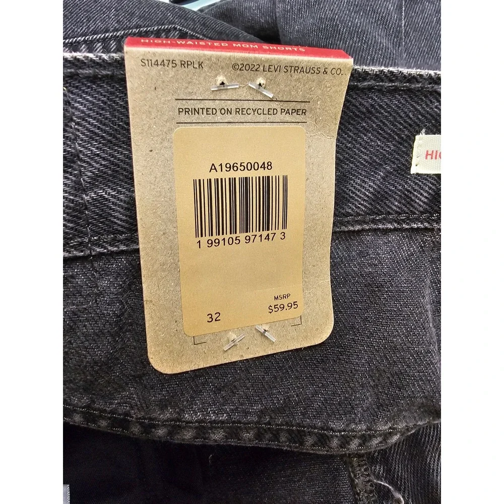 Levi's Womens High Rise Mom Shorts Black Denim Relaxed Size 32